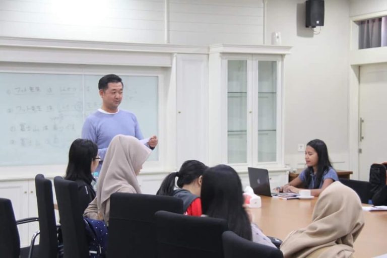 Mr. Takashi Memberikan Kiat Penting Menghadapi JLPT